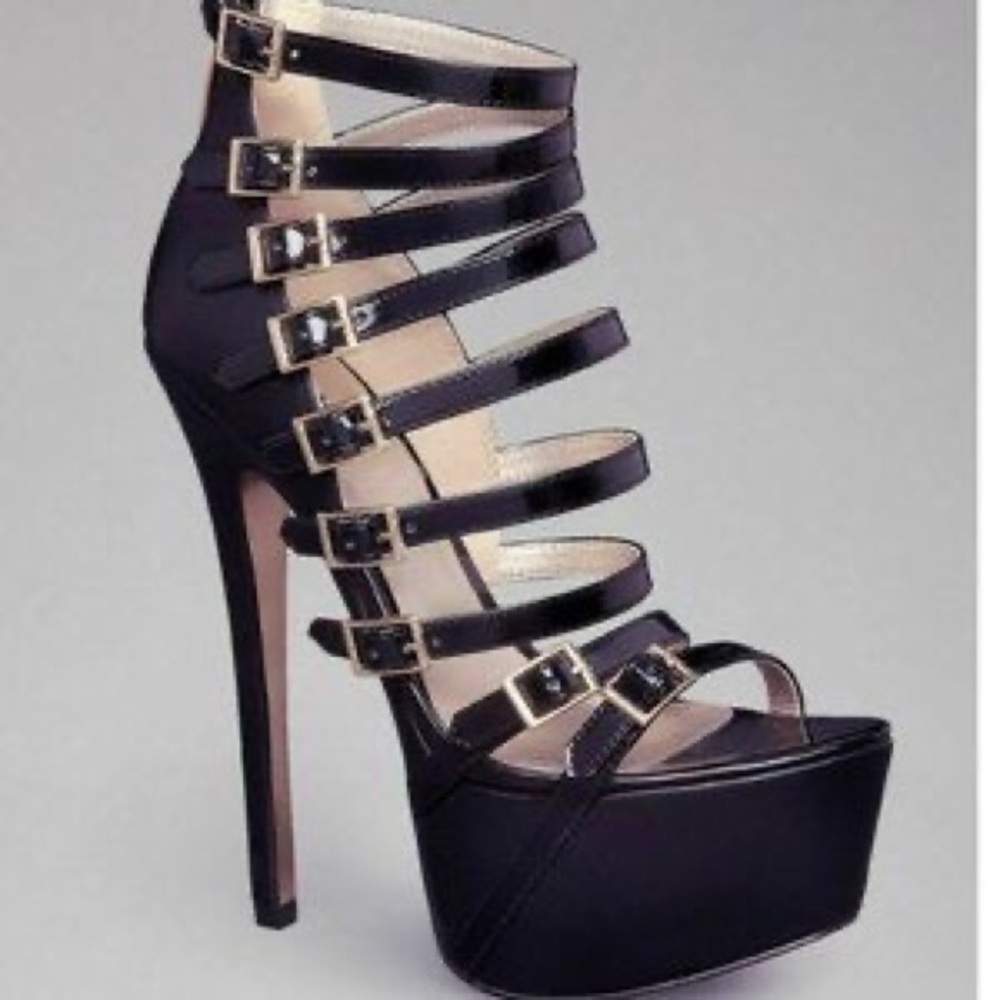 Y2K BEBE Nadiya Black Patent Leather Gold Zip High Heels Sandals Strappy Size 7